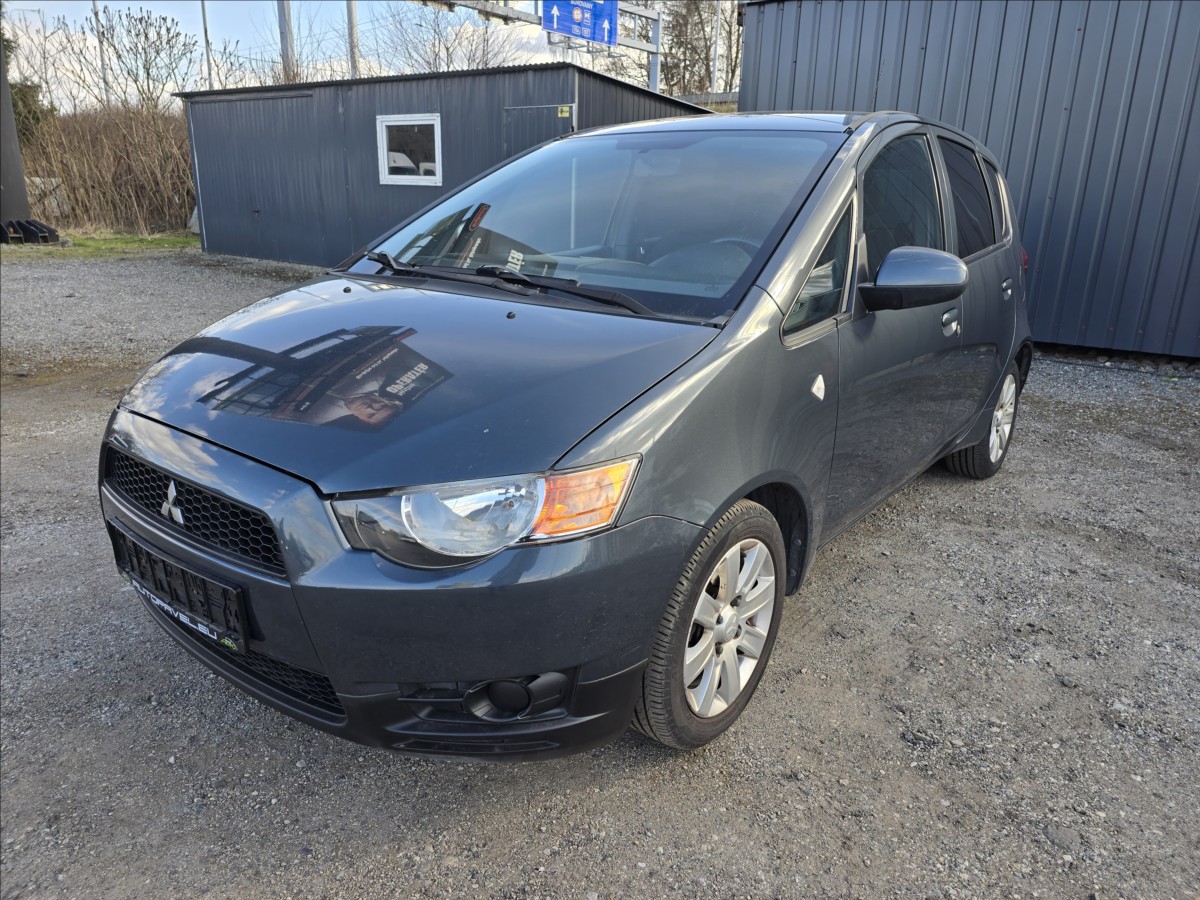 Mitsubishi Colt 1,1 i  INFORM