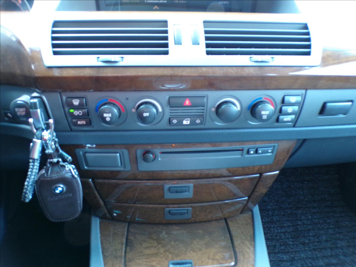 bmw-rada-7-3-6-i-v8-735i-automat - 9