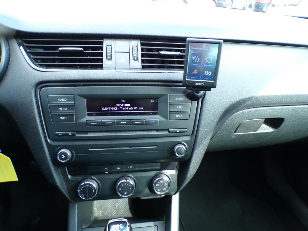 skoda-octavia-1-2-tsi-automat - 8