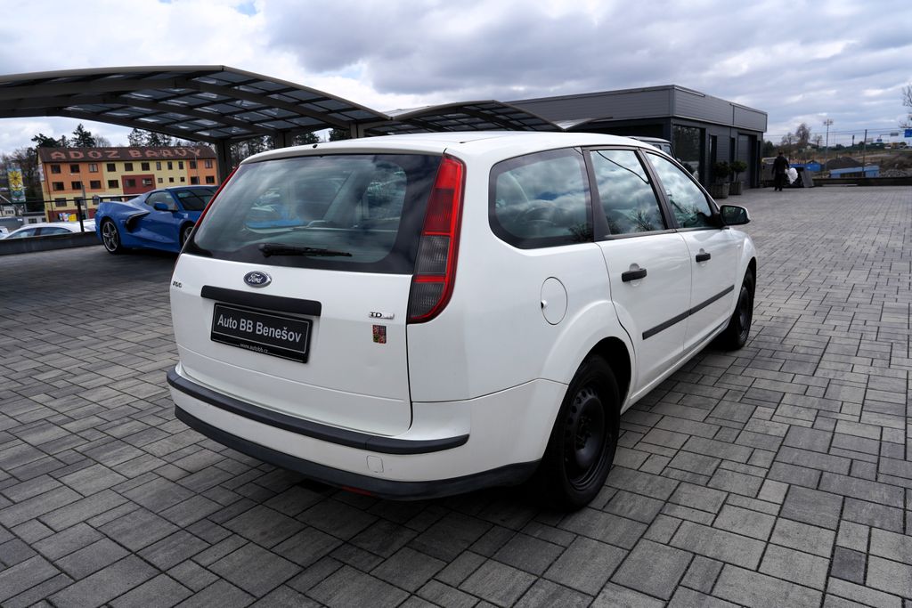 ford-focus-1-8-tdci-klima-stereo-nova-stk - 5