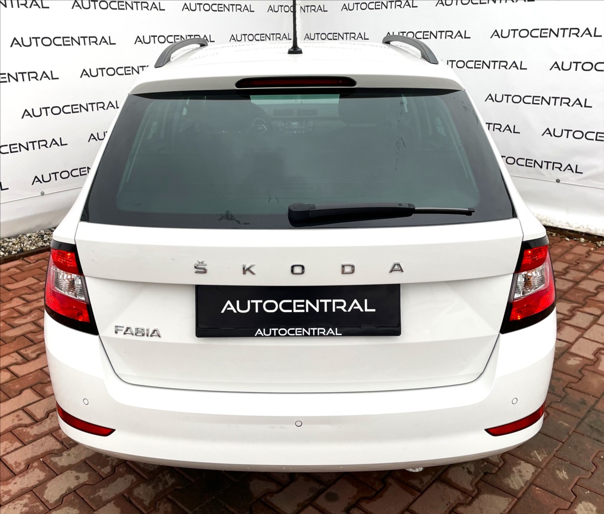 skoda-fabia-1-0-tsi-1-maj-cr-po-servisu - 5