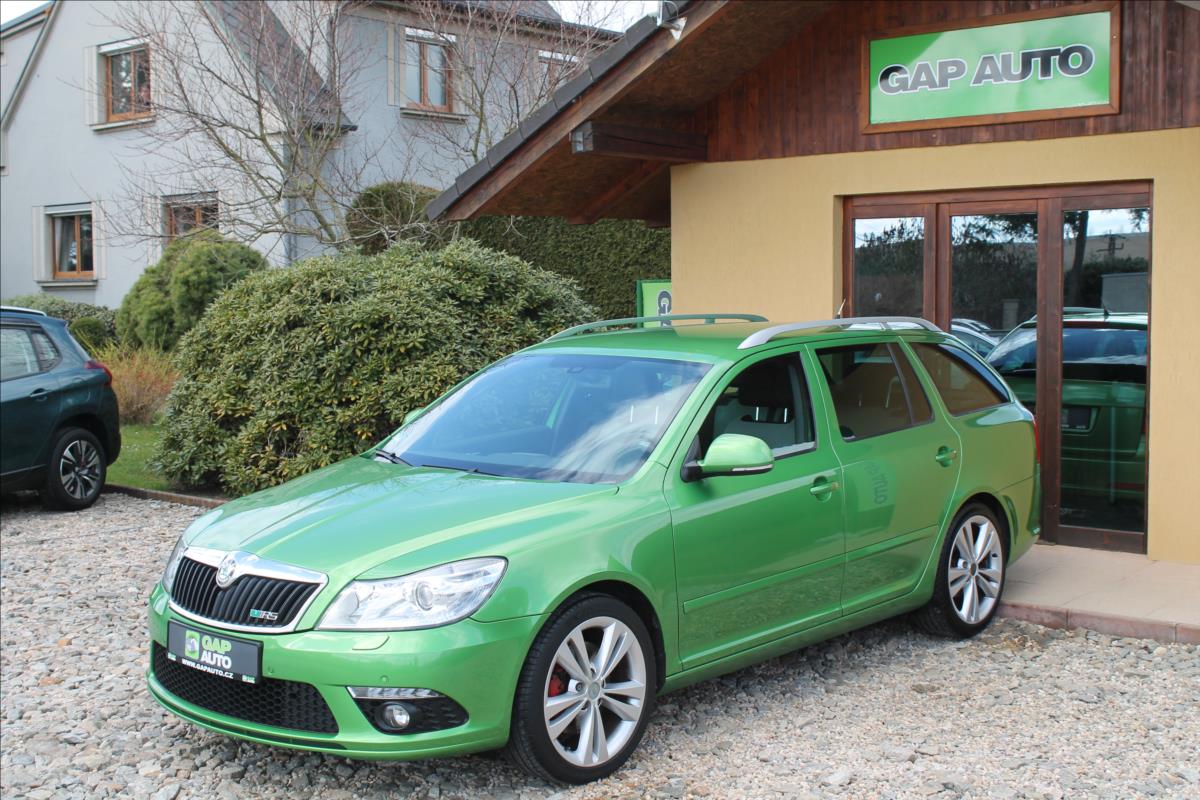 skoda-octavia-2-0-tfsi-rs-147kw-dsg - 2