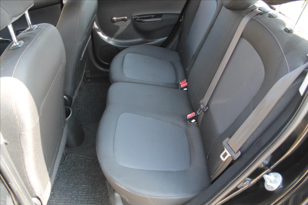 hyundai-i20-1-2i-63kw-klima - 7