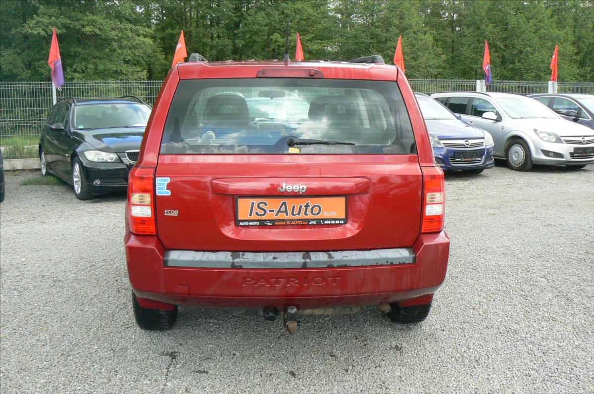 jeep-patriot-2-4-sport-mt-4x4-plyn - 5