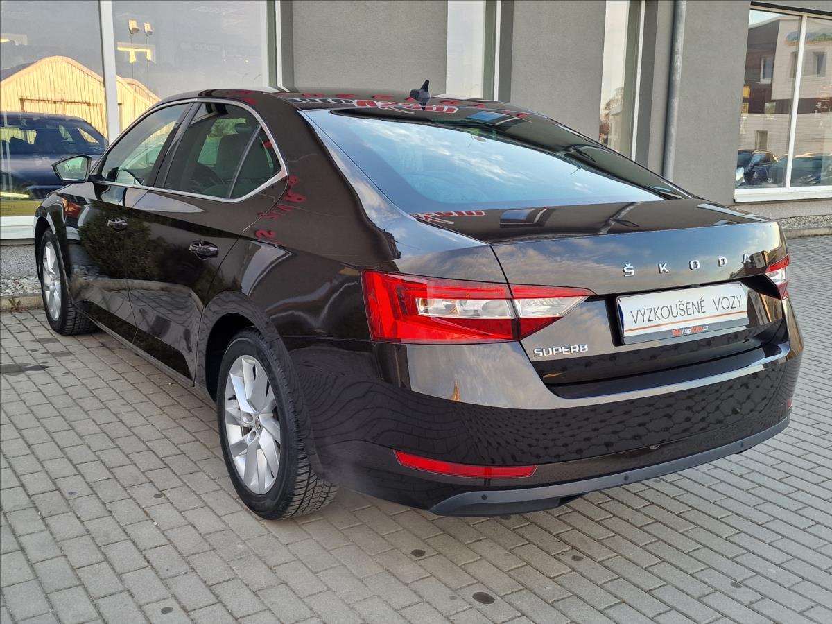 skoda-superb-1-5-tsi-110kw-style-dsg-1-maj - 7