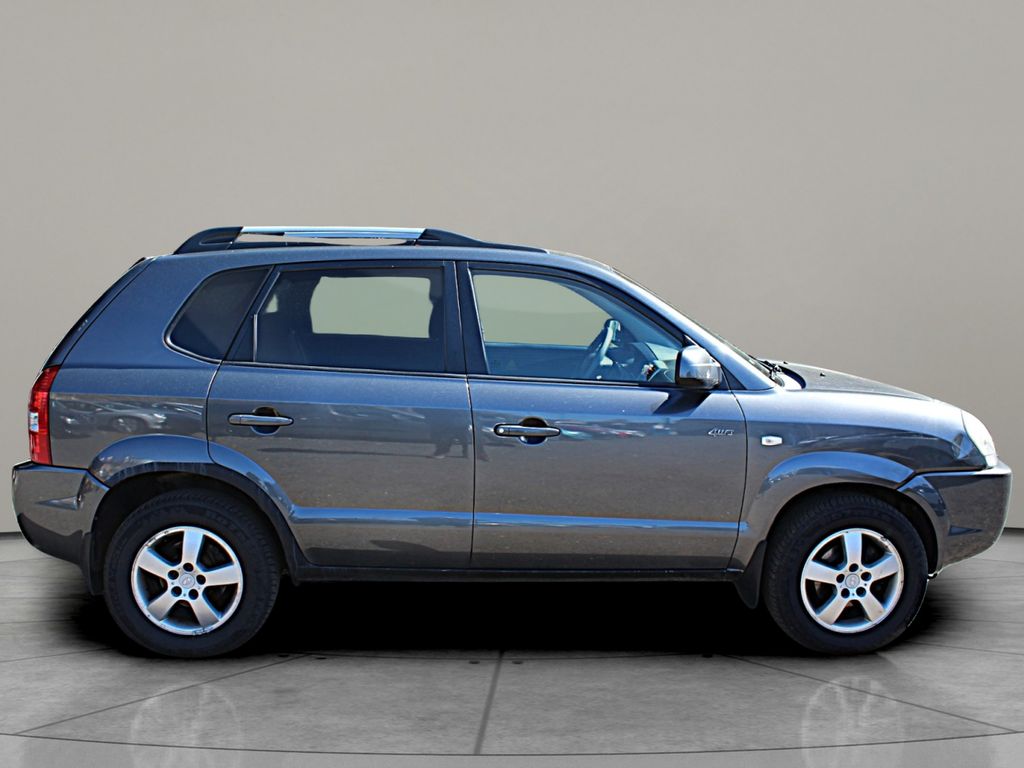 hyundai-tucson-2-0-crdi-4x4 - 4