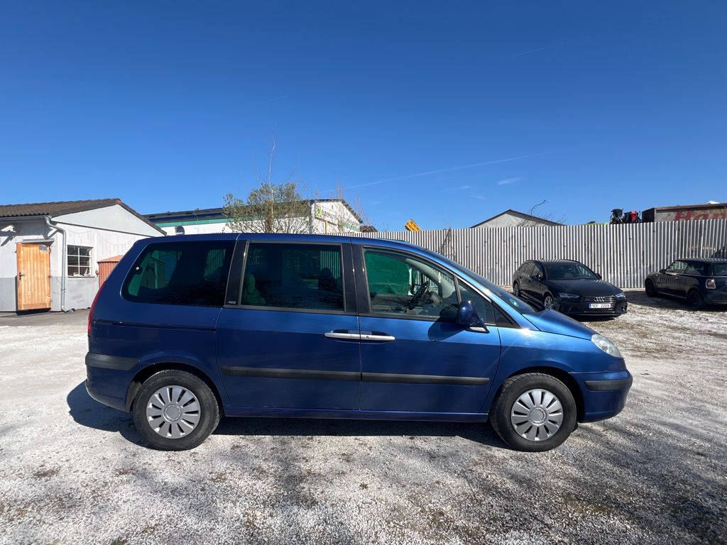 peugeot-807-2-0-hdi - 1