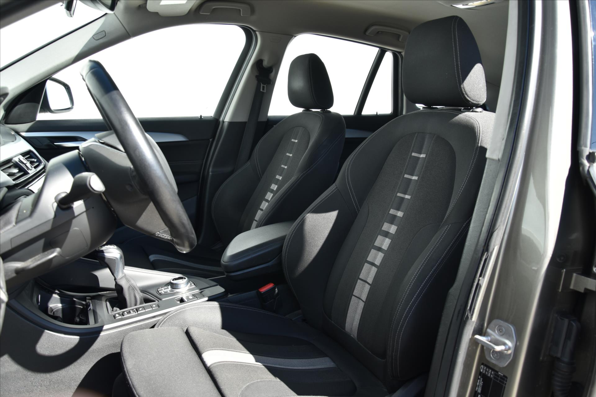 bmw-x1-xdrive-20d-140kw-1-majitel-cr - 9