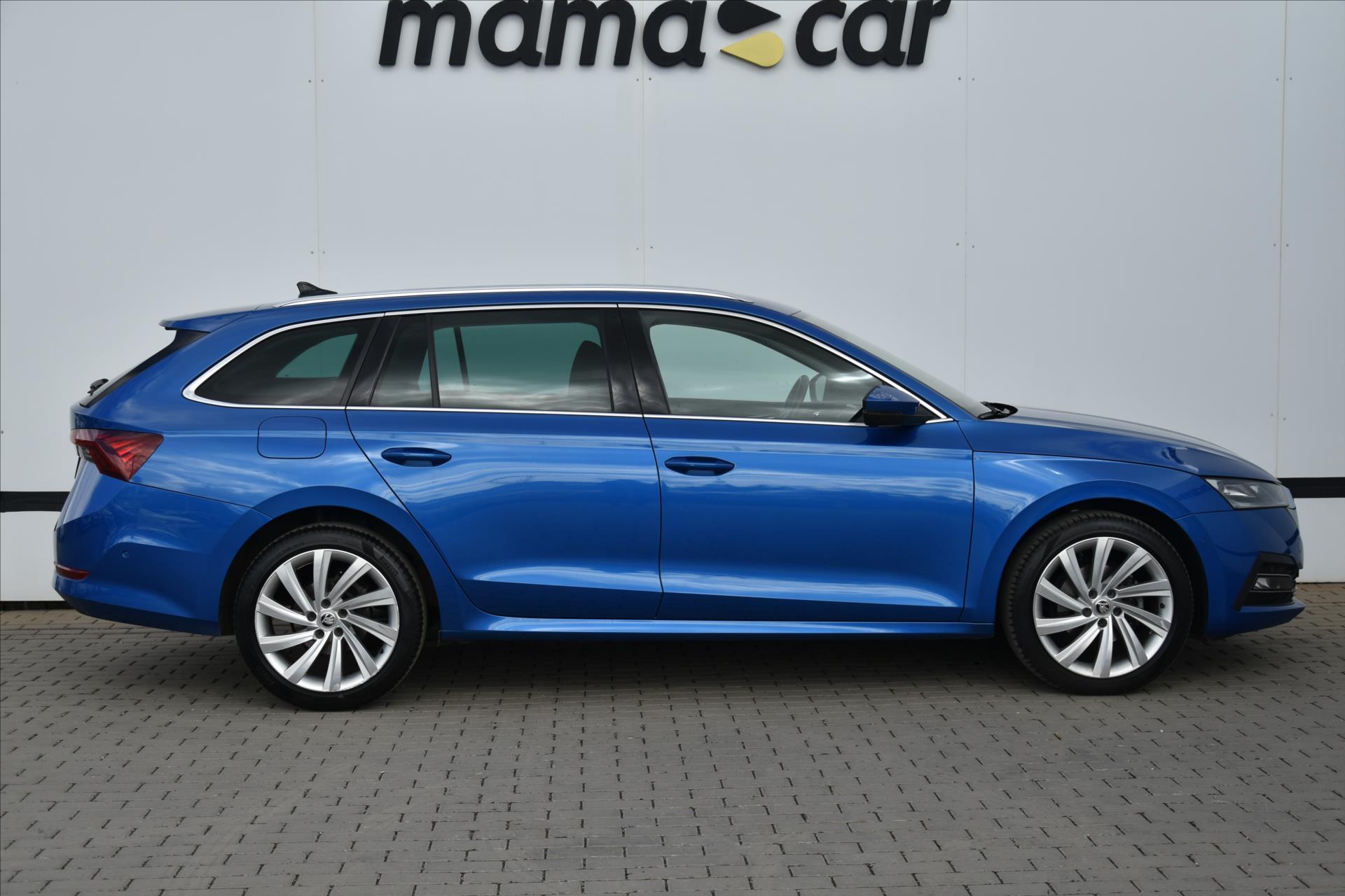 skoda-octavia-2-0-tdi-110kw-dsg-style-cr - 7