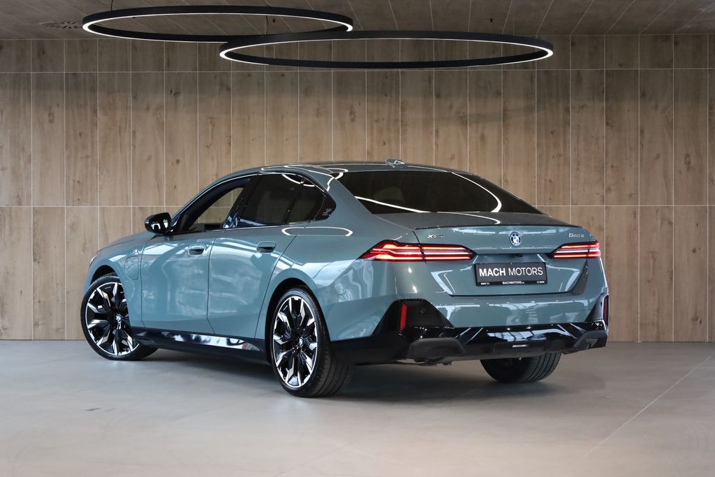 bmw-rada-5-550e-xdrive-bowers-carbon - 3