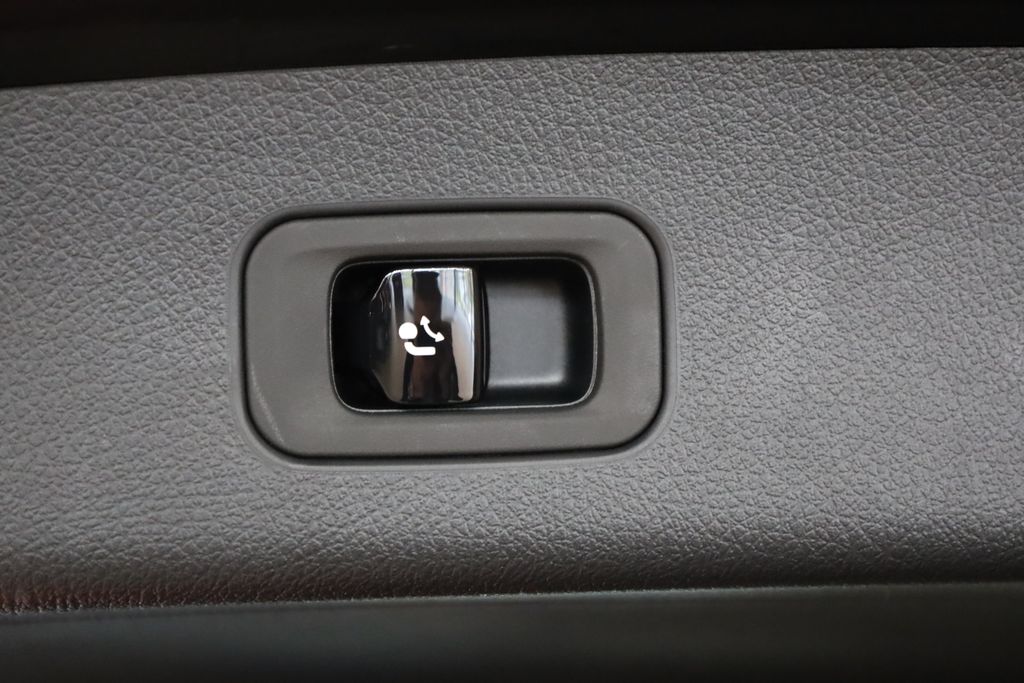 mercedes-benz-glc-220d-4matic-distronic-tazne - 6