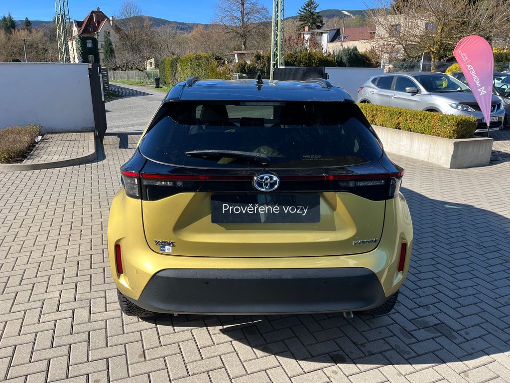 toyota-yaris-cross-1-5-hybrid-e-cvt-executive - 4