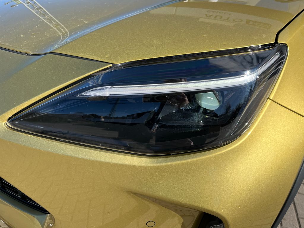 toyota-yaris-cross-1-5-hybrid-e-cvt-executive - 9