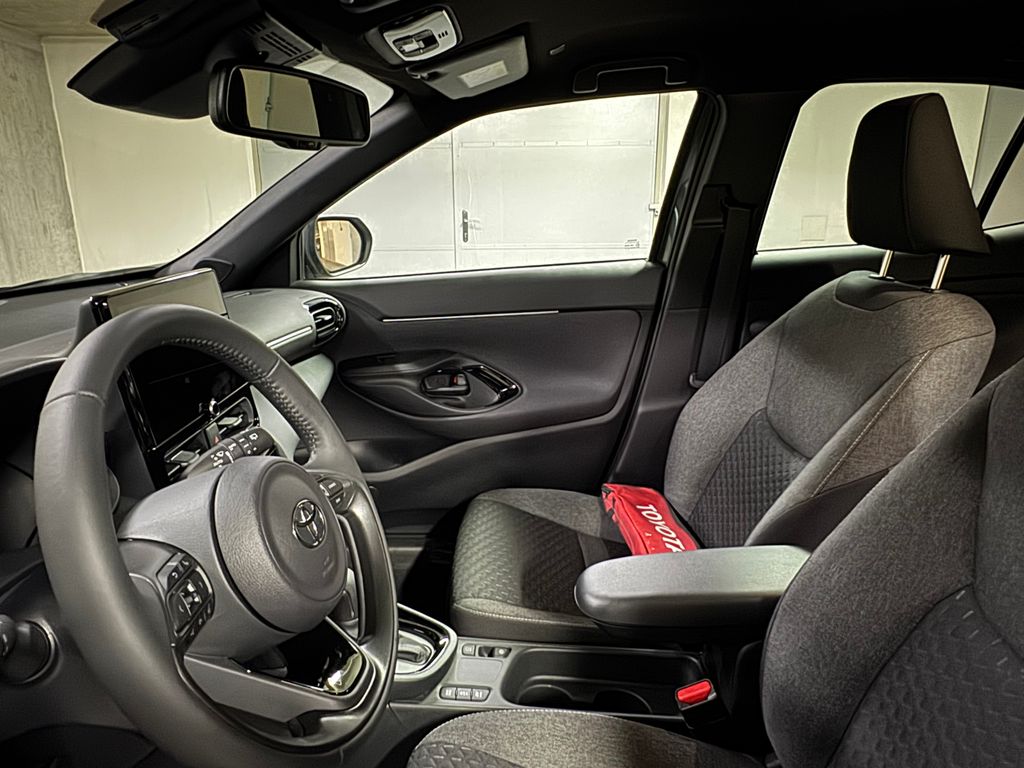 toyota-yaris-cross-style-1-5-hybrid-fwd-116k - 8