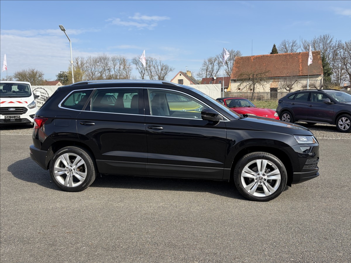 skoda-karoq-1-0-tsi-81kw-style-top-vybava - 2