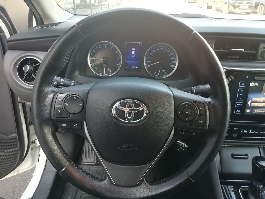 toyota-corolla-executive-1-6-valvematic-execu - 7