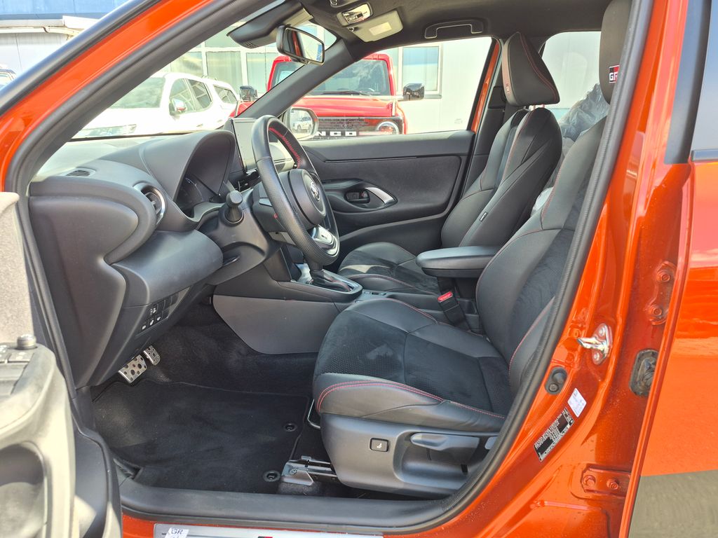 toyota-yaris-cross-gr-sport-1-5-hybrid-85kw - 4