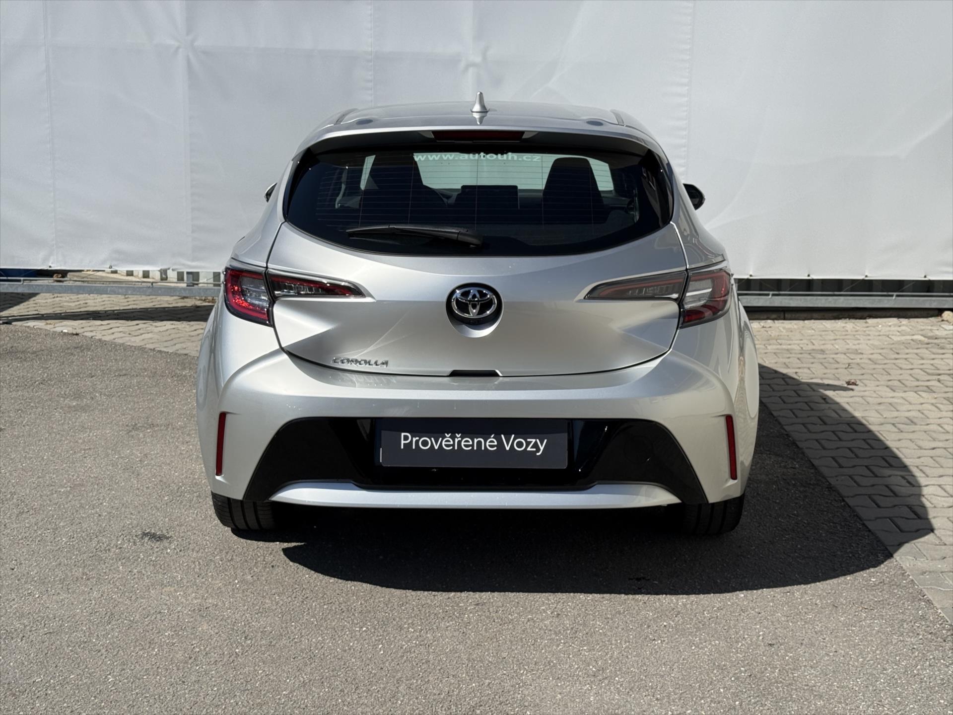 toyota-corolla-1-2-comfort - 4