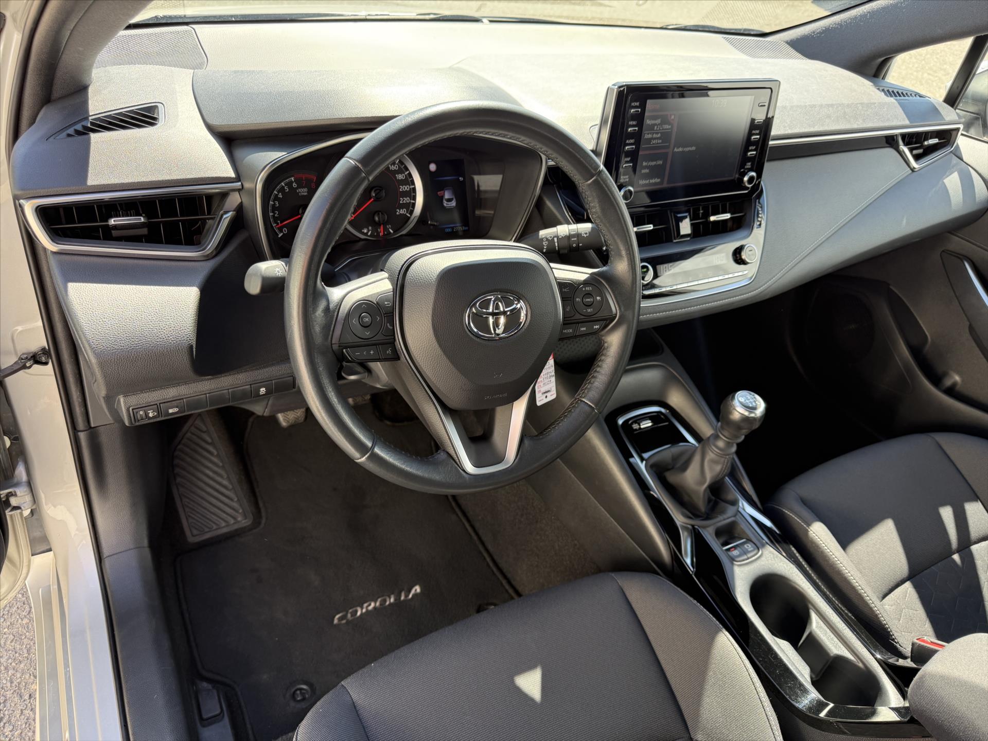 toyota-corolla-1-2-comfort - 7