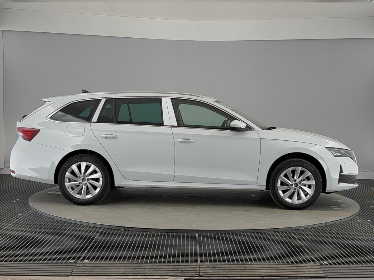 skoda-octavia-1-5-tsi-top-selec-combi-dsg - 2
