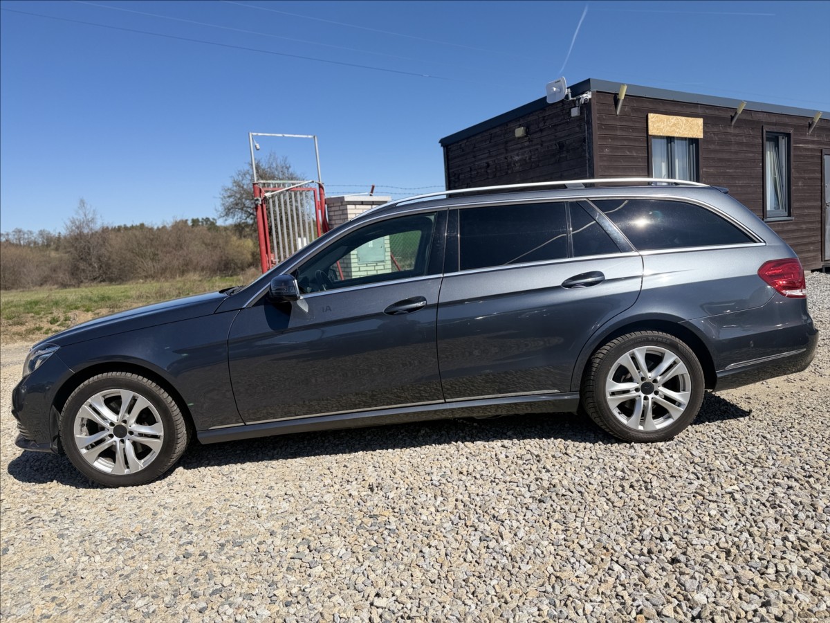 mercedes-benz-tridy-e-250cdi-4-matic-nove-v-cr - 7