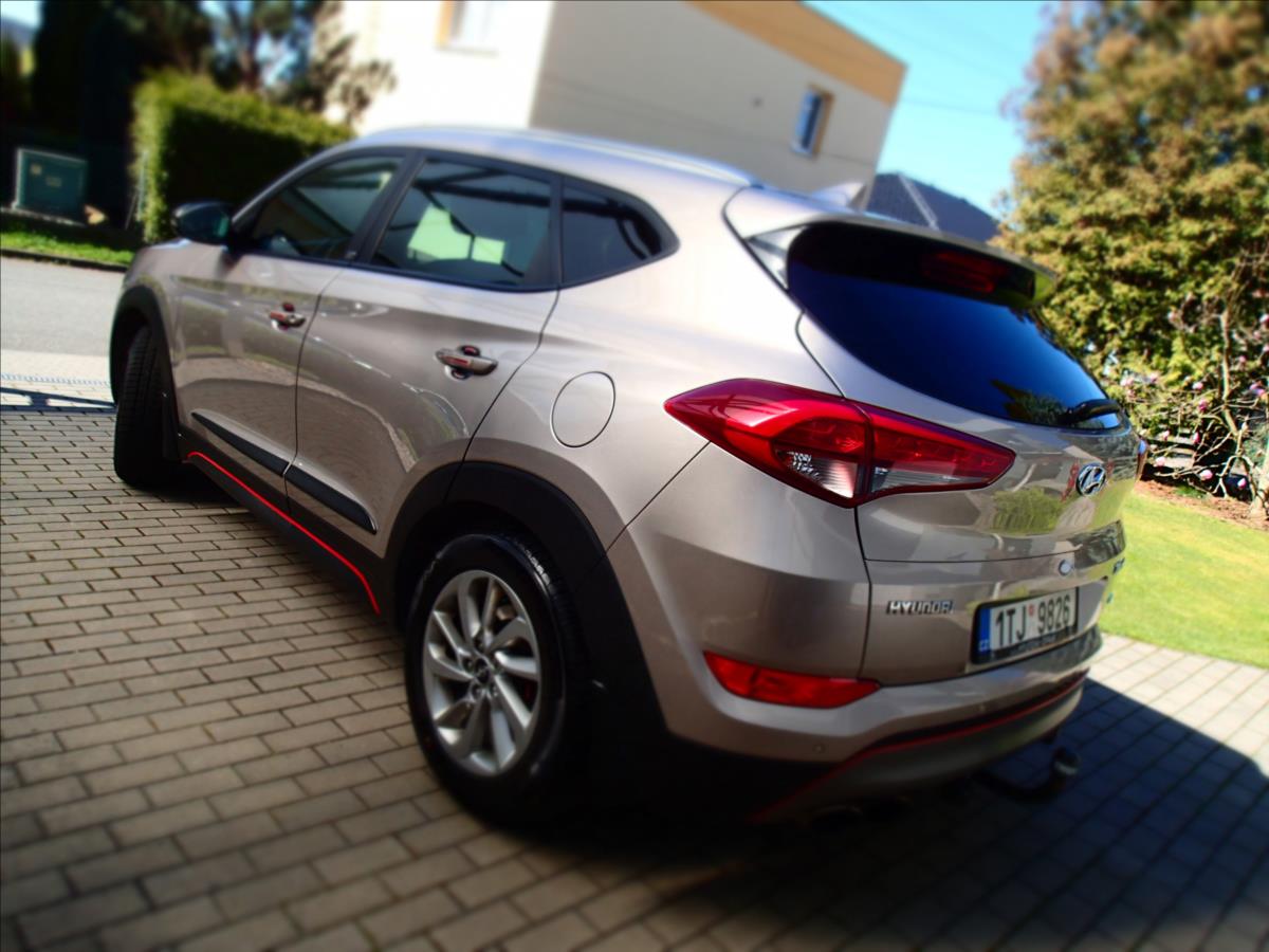 hyundai-tucson-1-6-cr-2-maj-4x4-tazne - 4