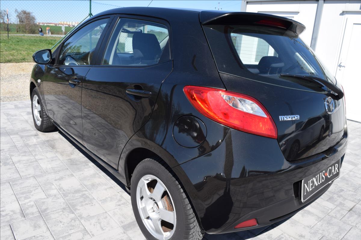 mazda-2-1-4-i-55kw-navi-klima-el-okna - 6