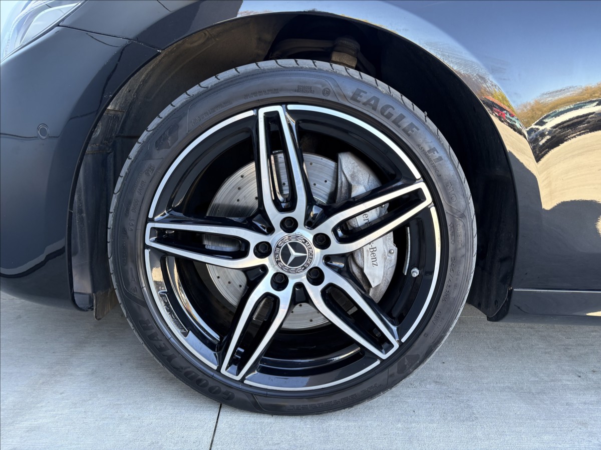 mercedes-benz-tridy-e-3-0-d-190-kw-v6-amg-paket-cz - 7