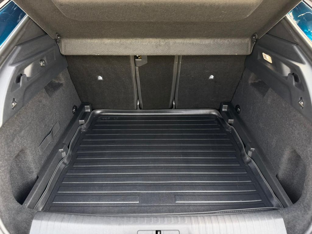 peugeot-3008-allure-hybrid-145-e-dcs6 - 7