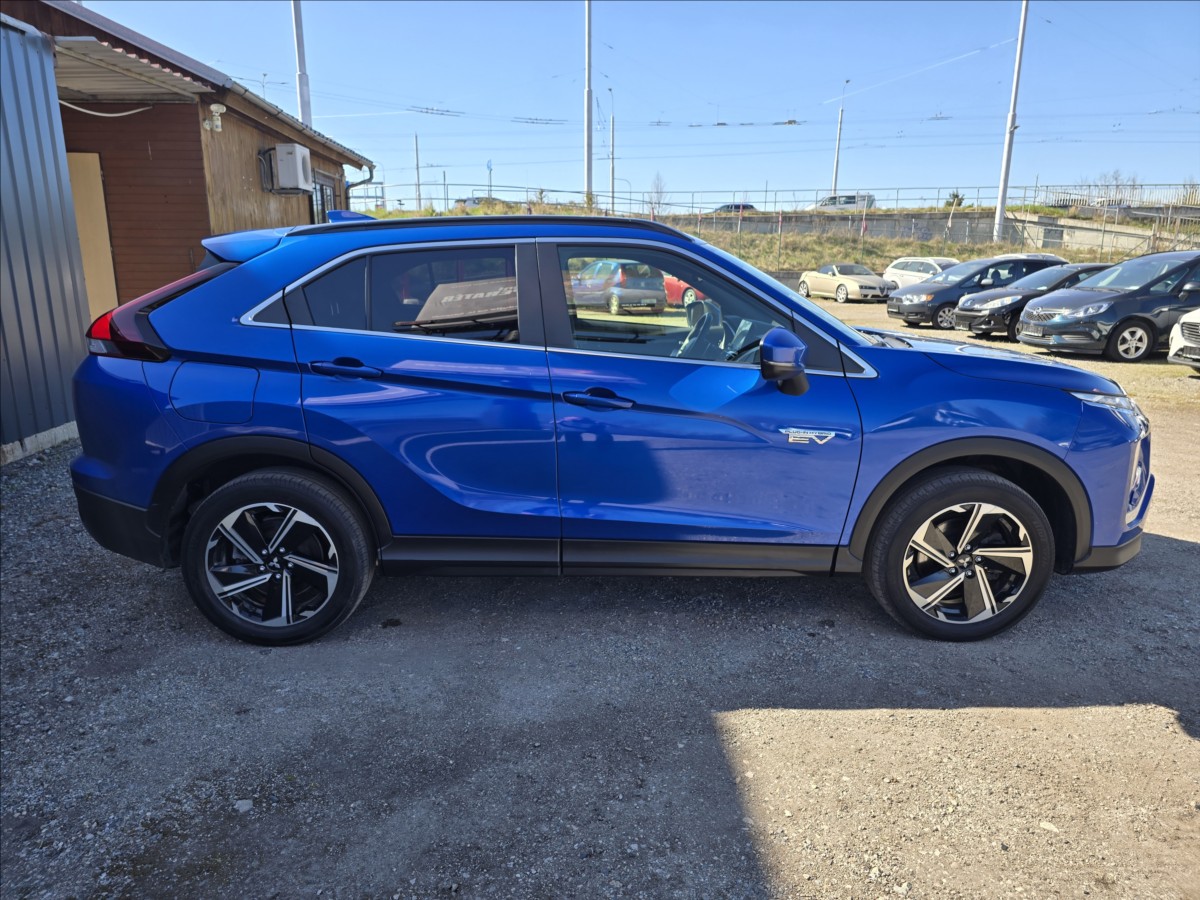 mitsubishi-eclipse-cross-2-4-phev-4x4-zaruka-dph - 3