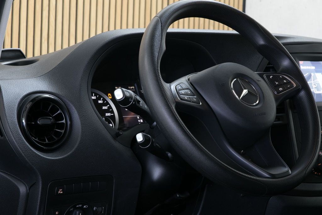 mercedes-benz-vito-116cdi-120kw-9g-long-3mista-tz - 9