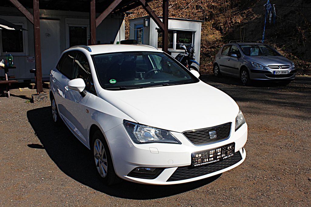 seat-ibiza-kombi-1-6-tdi - 2