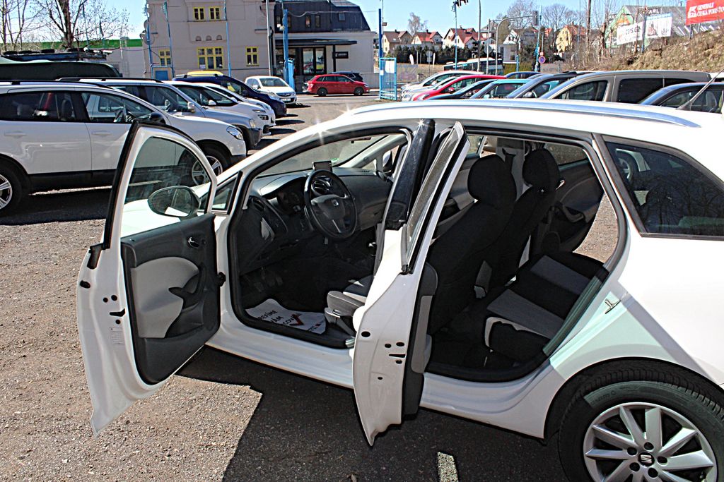 seat-ibiza-kombi-1-6-tdi - 7