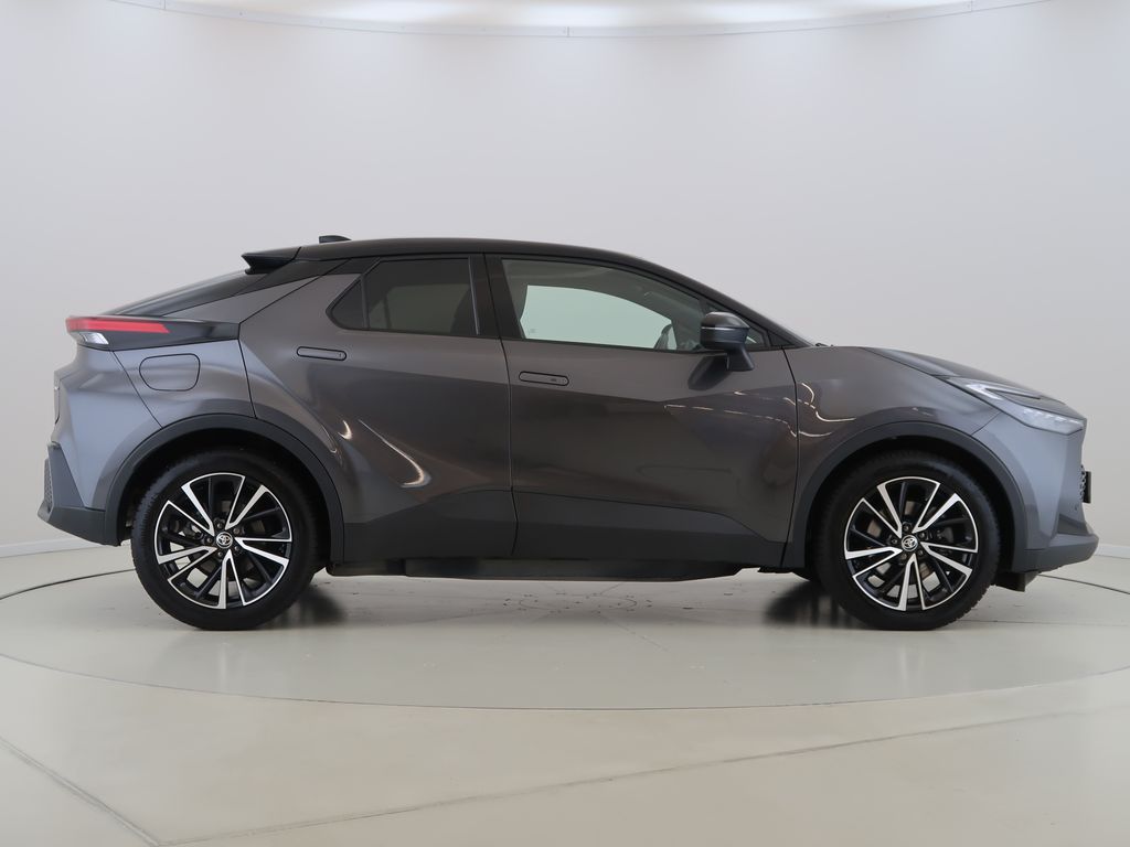 toyota-c-hr-2-0plug-in-cz-1maj-executive - 3