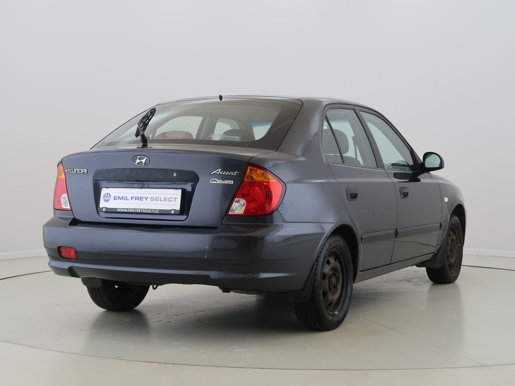 hyundai-accent-1-3i-63kw-man-cz-ac - 4