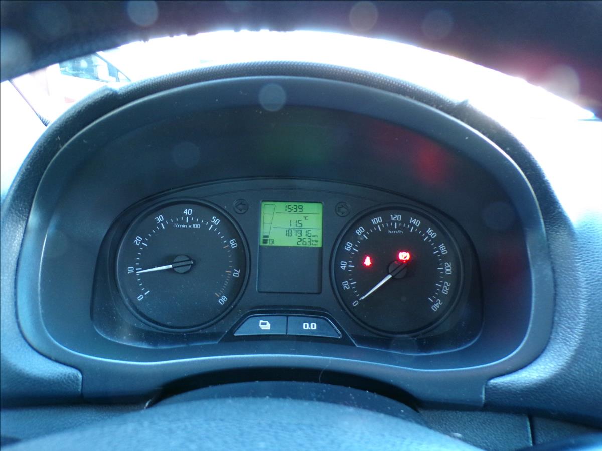 skoda-fabia-1-2-htp-44kw-klima - 6