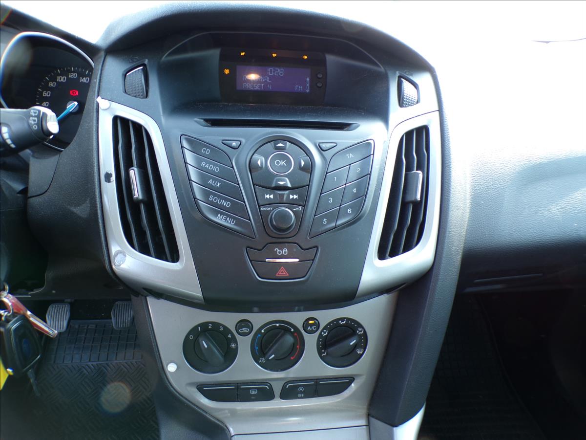 ford-focus-1-0-ecoboost - 7