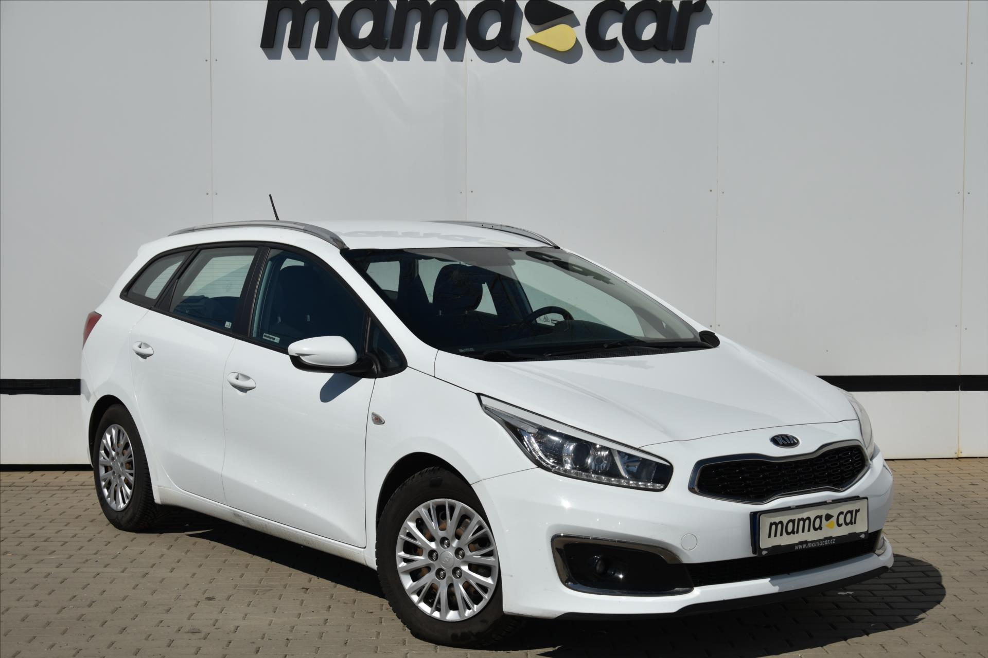 Kia Ceed 1.6 CRDI 100kW SERV.KN. TAŽNÉ