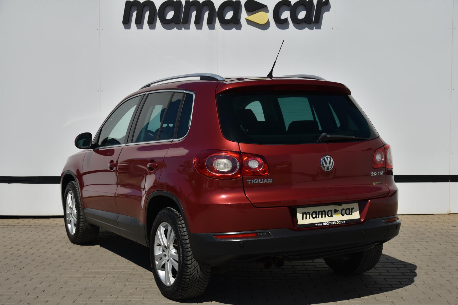 volkswagen-tiguan-2-0-tdi-103kw-dsg-4motion-cr - 4