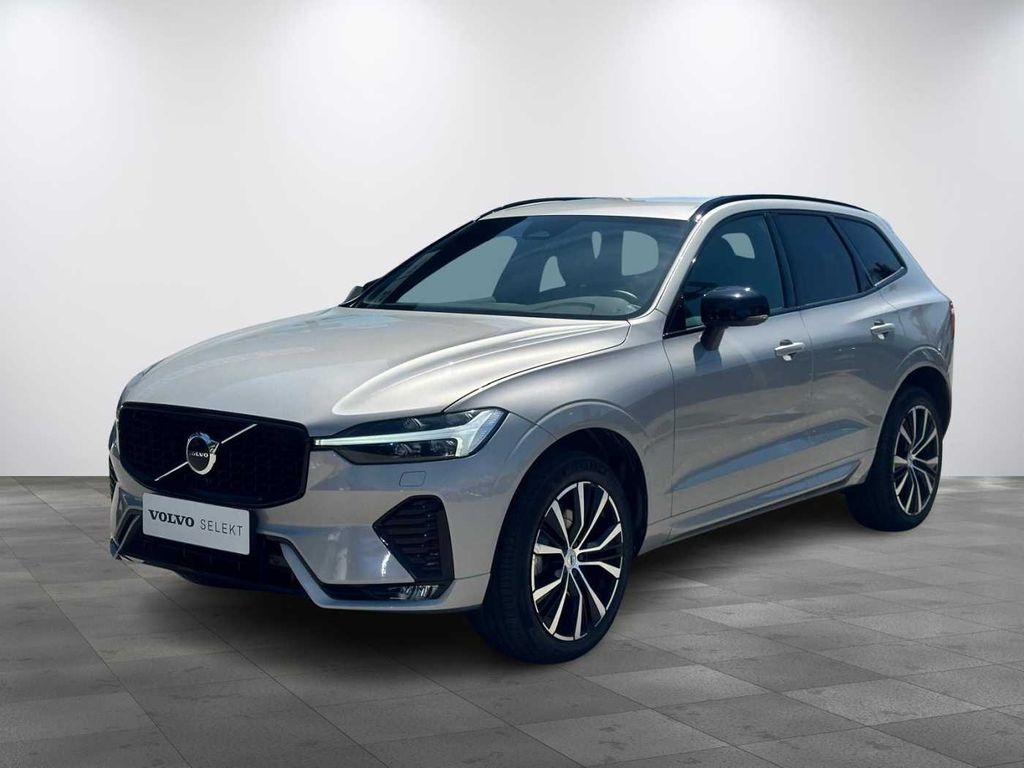 Volvo XC60 PLUS DARK B4 AWD