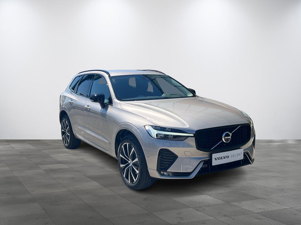 volvo-xc60-plus-b5-awd-360-acc-blis - 3