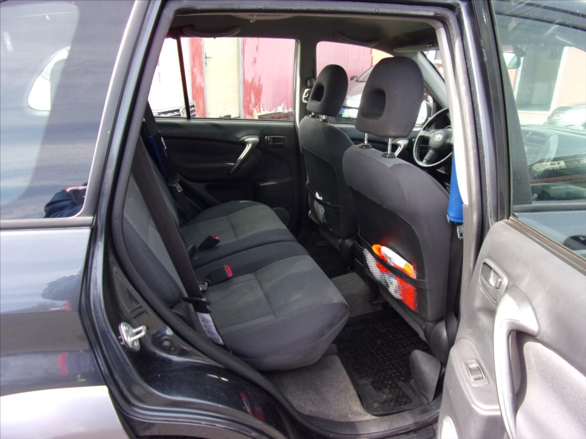 toyota-rav4-2-0-vvt-i-110kw-4x4 - 9