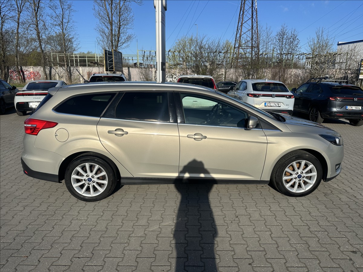 ford-focus-1-5-ecoboost-titanium - 1