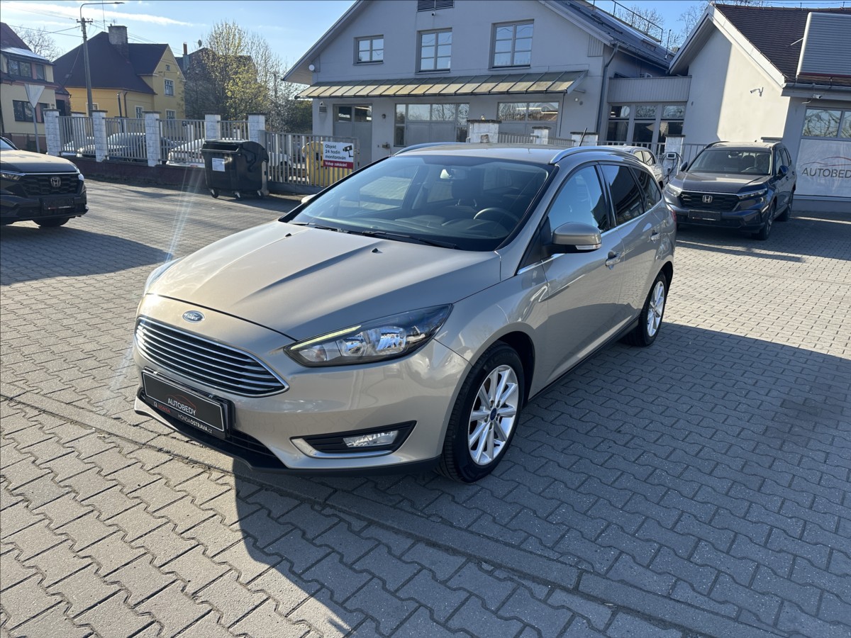 ford-focus-1-5-ecoboost-titanium - 6