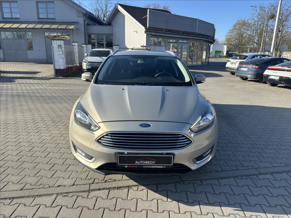 ford-focus-1-5-ecoboost-titanium - 7