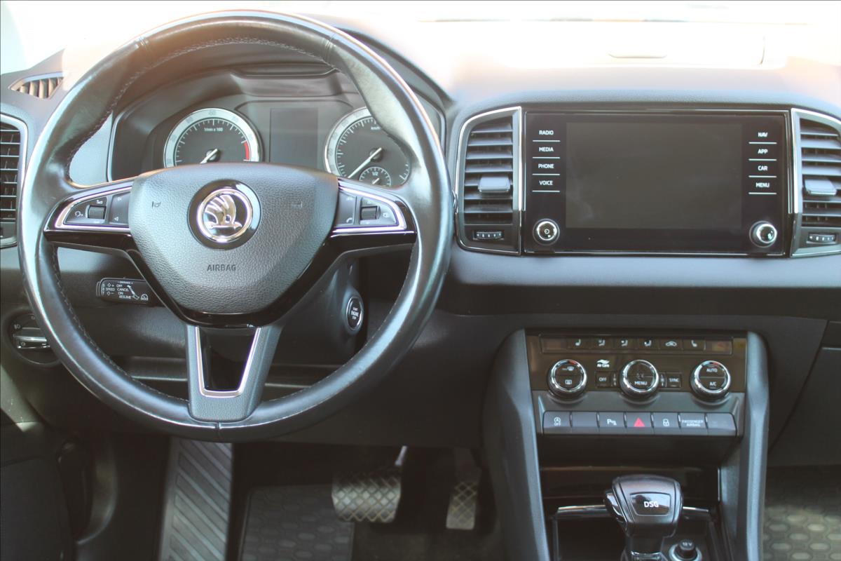 skoda-karoq-1-5-tsi-110kw-dsg-style - 9