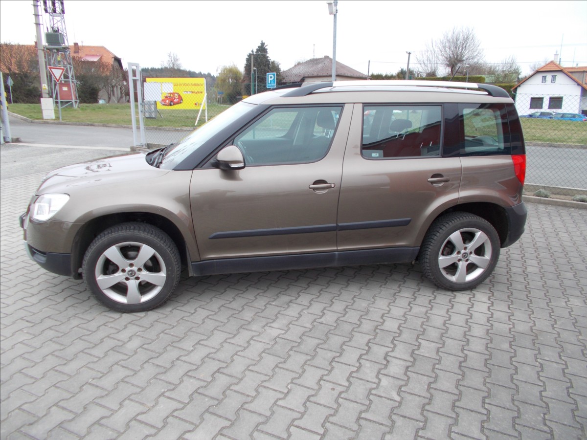 skoda-yeti-2-0-tdi-exp-cr-klima-digiklima-pekne - 4