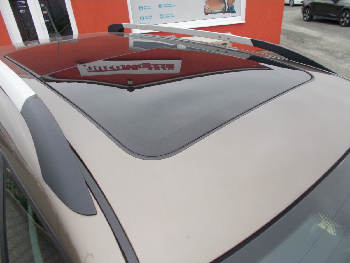 skoda-yeti-2-0-tdi-exp-cr-klima-digiklima-pekne - 9