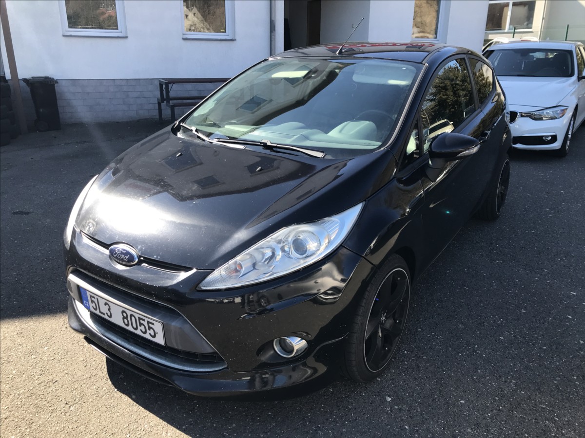 ford-fiesta-1-6-i-88kw-3dv-ac - 2