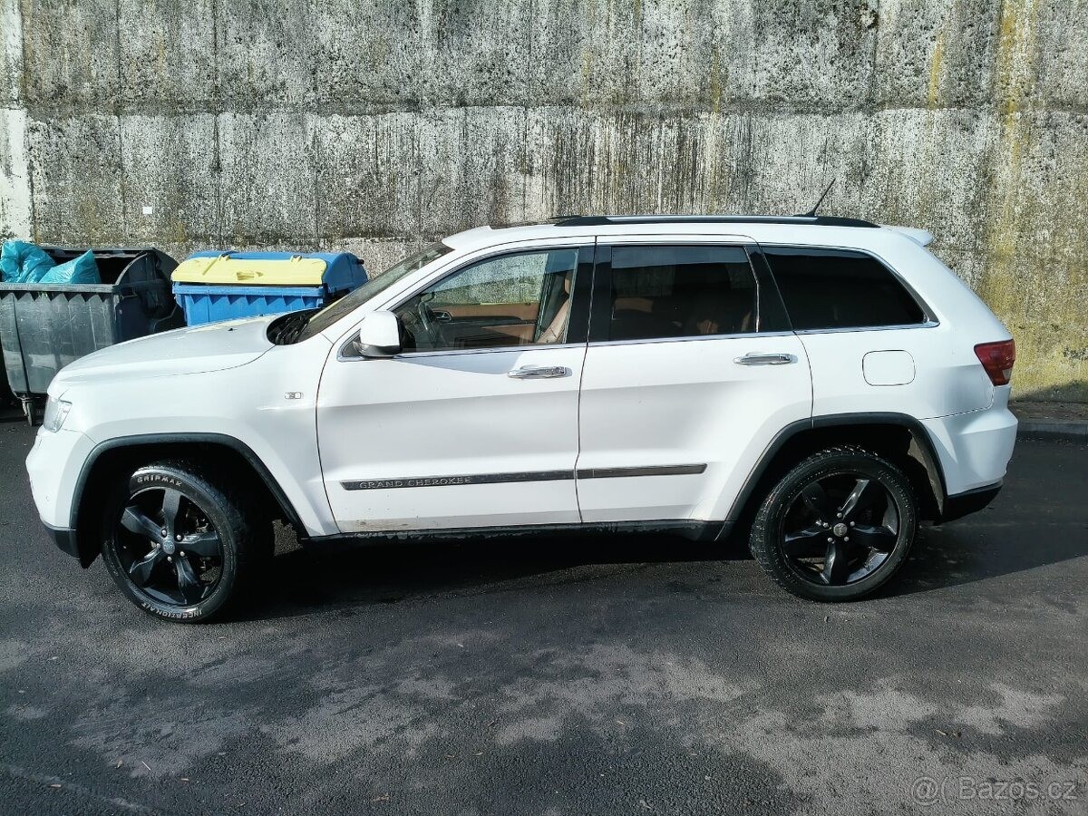 jeep-grand-cherokee-3-0-crd-177kw-rok-2013-overland - 1